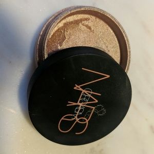 Loose Powder Highlighter